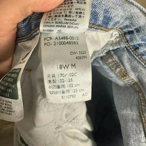 Levi's Premium Baggy Dad Jeans Fan Flare Light Wash Size 18W - Picture 6 of 6